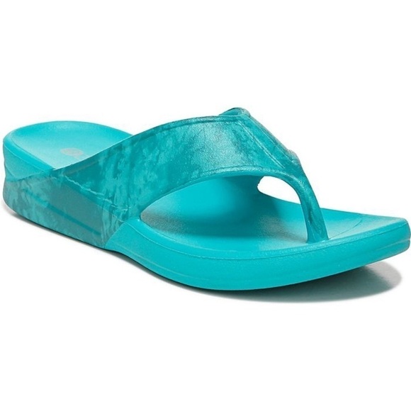 BZEES Villa Print Womens Slip On Thong Flip-Flops - Picture 1 of 6